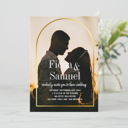 エレガントサンセットカスタムゴールデン結婚フォト 招待状 (スタンド正面)