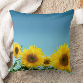 エレガントサンフラワーオンスカイブルーシェード クッション (ブランケット)
