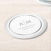 エレガントシルバーモノグラムのの紙コースター ラウンドペーパーコースター (アングル)