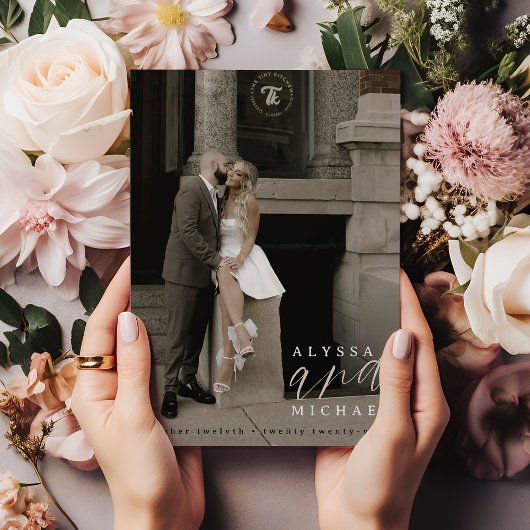 エレガントシンプルモダン白のスクリプト写真結婚の種類 セーブザデート