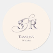 エレガントシンプルラベンダーモノグラムの結婚式の引き出物 ラウンドシール (正面)