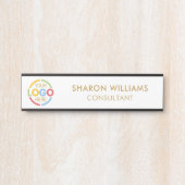 エレガントシンプル白と金ゴールドカスタムのビジネスロゴ サインプレート (正面)