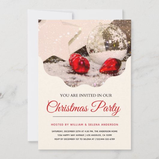 エレガントスノーフレーク&レッドオーナメントクリスマスパーティー 招待状 (正面)