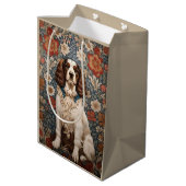 エレガントスパニエル犬のヴィンテージフローラの背景 ミディアムペーパーバッグ (裏面アングル)