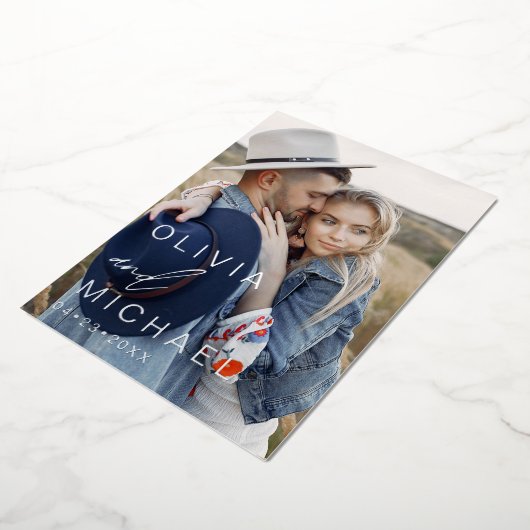 エレガントタイポグラフィ日付を保存フォトシルバー 箔招待状 (回転した状態)