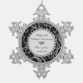 エレガントダイヤモンド10周年結婚を祝う スノーフレークピューターオーナメント (正面)