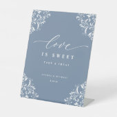 エレガントダスティブルーの結婚式 Love is Sweet 台座サイン (正面)