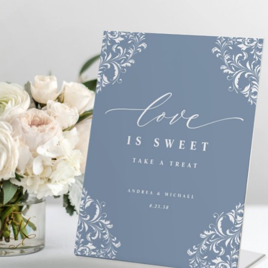 エレガントダスティブルーの結婚式 Love is Sweet 台座サイン