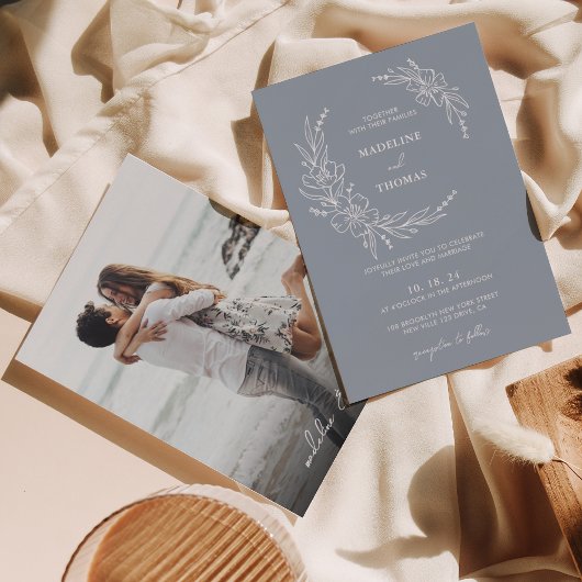 エレガントダスティブルーフローラリース結婚写真 招待状