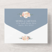 エレガントダスティブルー金ゴールドピーチクリームフローラ結婚ズ オールインワン招待状 (裏面)