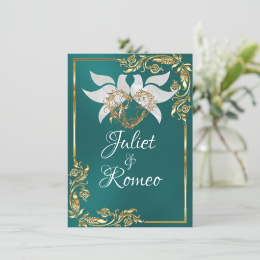 エレガントティール(緑がかった色)上のドーム、ハート、および葉金ゴールド 招待状 (スタンド正面)