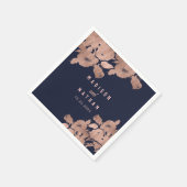 エレガントバラ金ゴールドと海軍フローラ結婚ズ スタンダードカクテルナプキン (角)
