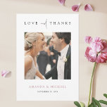 エレガントバラ金ゴールド写真ありがとうお結婚知らせ サンキューカード<br><div class="desc">このシックカスタムな写真のサンキューカードテンプレートは結婚、ミニマルエレガントリストのモダンデザインを備えている。デフォルトの形状は標準の鋭い角だが、丸い角もこのデザインで素晴らしく機能するので、両方の外観を試してみて、どの1つの掴み目を見てみよう！フロントはお気に入りの、あなたの写真、ファーストネームと二つの異なるフォントの印象的なブレンドで伝えられる'LOVEとTHANKS'のメッセージを特徴とし、光の中で'and'の他の2つの単語の間に流れるスクリプトは、上のケースでははっきりした、鮮明な外観でフォーマル。デザインの「LOVE and THANKS」部分は黒で、イメージなので編集できない。フロントを編集して自分の名前を表示する場合は、フォーマットを変更して姓と名を付けて名を表示するか、「Mr. and Mrs... ... ..とか、あなたのスタイルに合うものとか。カードの両面に背景を透明に設定し、紙の色がベースカラーとして機能するようにする。片側または両側の背景に対して特定の色を選択できもしる。前面の名前文字のデフォルトの色はバラ金ゴールドのシェードエレガントで、前面の日付文字はデフォルトでは標準の黒である。フロント名と日付文字に別の色を選択する場合がある。背面の文字は少し軟化した黒だが、これを変更するもしと、別の色を好み、また、フォントと文字サイズを変更することができる。サンプル文字を背面に貼り付け、お客様のメッセージに合わせて置き換えることができたが、これに制限を受けてはいけませ感じん。サンプルもし文字を完全に削除し保て、バックを完全に削除し空白のて、代わりに各カードに手書きノートを書作成し、それを行うことができます。または、私たちの文字を感謝のメッセージと自分の閉じ込めのメッセージに置き換え、カードを受け取ったときに署名する。いずれの場合も、サンプル写真と共に両側のサンプル/プレースホルダ文字をすべて削除することを忘れないでほしい。デフォルトの紙はセミグロスではなくマットを選択した。これは自分のメッセージに適しており書、汚れはしないからだ。もちろん、セミグロスに変更することも、zazzleの「Layed」や「感じWhite」などのテクスチャーを持つアイテムにアップグレードすることをおすすめし、暖かさと深さを追加することもでき感じる。サンキューカードテンプレートの外観の様楽しむ々な面を試しスタイリッシュて結婚モダン、直感的なデザインツールや写真、インスピレーションで独自のを作り出すこお気に入りのと。様々なフォーマットのサンキューカードのスタイリッシュ選択にモダンは結婚、私たちの店をチェックしなさい！</div>