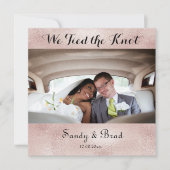 エレガントバラ金ゴールド結婚写真の発表 (正面)