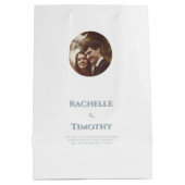 エレガントパーソナライズされたモダンホト結婚写真 ミディアムペーパーバッグ (裏面)