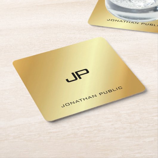 エレガントフェイクモノグラムのテンプレートモダン金ゴールド スクエアペーパーコースター (アングル)