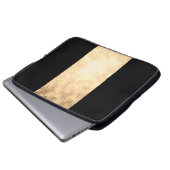 エレガントフェイク澄ん金ゴールド黒ストライプ色 ラップトップスリーブ (正面下部)