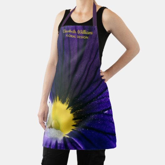 エレガントフローラパープルパンシーのマクロ写真 エプロン (インサイチュ)