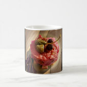 エレガントフローラマグ – 芸術的バラ写真飲み物用品 コーヒーマグカップ (中央)