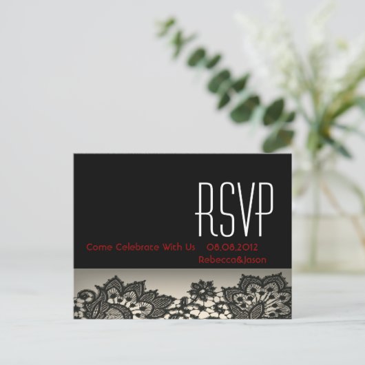 エレガントブラックレースベージュヴィンテージ結婚式RSVP インビテーションポストカード (スタンド正面)