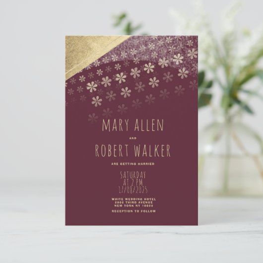 エレガントブルゴーニュの幾何学的金ゴールド結婚フローラ 招待状 (スタンド正面)