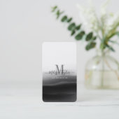 エレガントプロフェッショナルブラックブモノグラムのラシ 名刺 (スタンド正面)