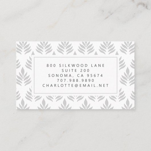 エレガントモダンシンプルタイポグラフィスキンケア美しい 名刺 (裏面)