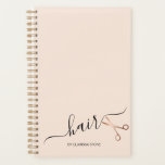 エレガントモダンバラ金ゴールド プランナー手帳<br><div class="desc">バラモダン金ゴールドはさみエレガント、書道フォントと赤面のピンクの背景を持つヘアスタイリストのためのデザインと。</div>