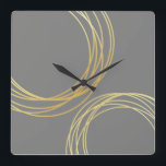 エレガントモダンフェイク金ゴールドの幾何学円 スクエア壁時計<br><div class="desc">ミニマルモダンリスト、スタイリッシュ金ゴールド円とグレーの背景を表すフェイクデザイン。</div>