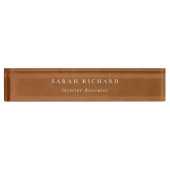 エレガントモダン素朴タンレザーのテクスチカスタムャ デスクネームプレート (正面)