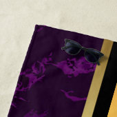 エレガントモノグラムのモダン大理石ブラック金ゴールド ビーチタオル (インサイチュ)