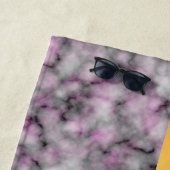 エレガントモノグラムのモダン大理石ブラック金ゴールド ビーチタオル (インサイチュ)