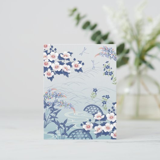 エレガントライトブルー日本のフラワーガーデン ポストカード (スタンド正面)
