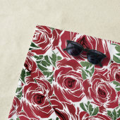 エレガントヴィンテージバラパターン – 赤と緑のフローラ ビーチタオル (インサイチュ)