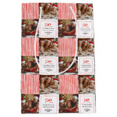 エレガント伝統的モダンRed Bow写真 ミディアムペーパーバッグ (正面)