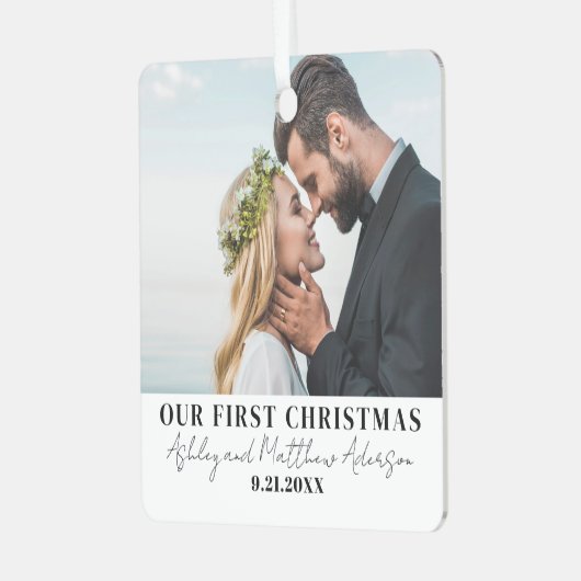 エレガント初めてのクリスマスの結婚写真 メタルオーナメント (正面左)