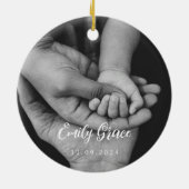 エレガント初めてのクリスマスを家族写真として セラミックオーナメント (裏面)