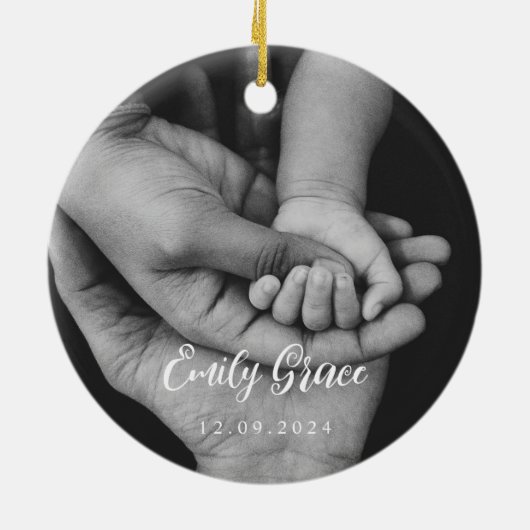 エレガント初めてのクリスマスを家族写真として セラミックオーナメント (裏面)