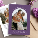 エレガント感謝していScript 2 Photo Mauve Arch's 結婚. サンキューカード<br><div class="desc">ミニマエレガントリスト手でレターアーチ2結婚モーヴパープル色の写真のサンキューカード。結婚のスタイリッシュサンキューカードテンプレートは、前面に1枚（アーチ形）の写真、背面に1枚の写真を取り上げている。文字「愛と」を手で書感謝してい道やタイポグラフィの台本のフォントに白い色の白い紫の背景に置いて。簡単名とメッセージでパーソナライズす感謝しているために。要もし連絡件救済又は一致する事項はクリエーターへ！</div>