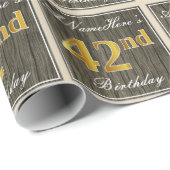 エレガント木フェイク材、フェイク金ゴールド42番目の誕生日+名前 ラッピングペーパー (ロールコーナー)