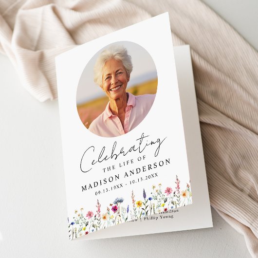 エレガント生葬の野花お祝い プログラム