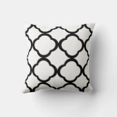 エレガント白黒クローバーパターン クッション (裏面)