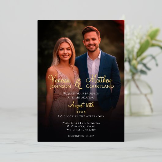 エレガント白黒写真モダンの結婚金ゴールド 箔招待状 (立ち正面)