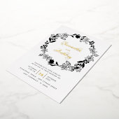 エレガント白黒金ゴールドフローラ結婚リース 箔招待状 (回転した状態)