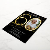 エレガント紙吹雪フォトブラック金ゴールド60誕生日 箔招待状 (回転した状態)