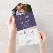 エレガント紫モダンのスクリプ結婚ト写真 オールインワン招待状 (貼ってはがせる)