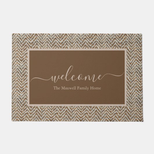 エレガント茶色のクリームchevronスクリプト名 ドアマット (正面)