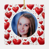 エレガント赤いハートシンプルのクリスマスフォト セラミックオーナメント (裏面)