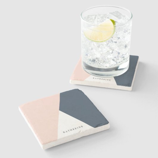 エレガント赤面ピンクとネイビーブルーの幾何三角形 ストーンコースター (横)