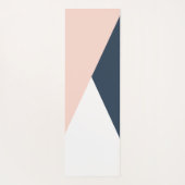 エレガント赤面ピンクとネイビーブルーの幾何三角形 ヨガマット (裏面)